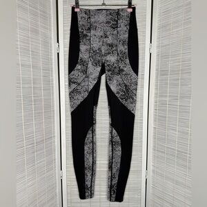 Lululemon Sweat & Repeat Tight 28 Inch Black Blend Size 4 High Rise Yoga